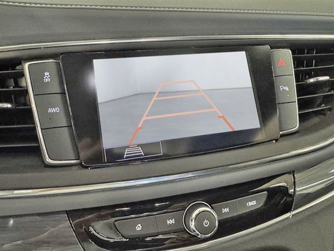 Used 2021 Buick Enclave Essence w/ Sport Touring Edition image 17