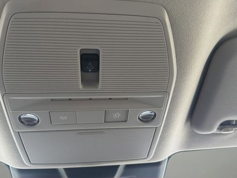 New 2026 Nissan Sentra SV w/ SV Convenience Package FWD image 28