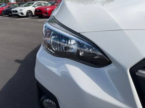 Used 2018 Subaru Crosstrek 2.0i Premium AWD/4WD image 11