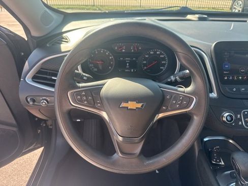 Used 2024 Chevrolet Malibu LT image 12