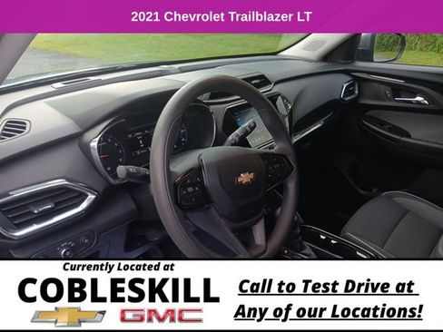 Used 2021 Chevrolet TrailBlazer LT w/ Convenience Package AWD/4WD image 17