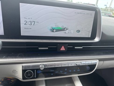 Used 2023 Hyundai Ioniq 6 SEL RWD image 2