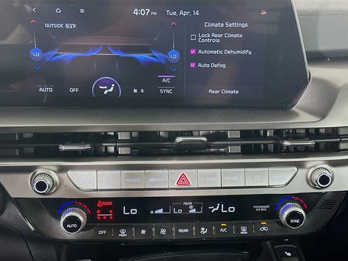 Used 2025 Kia Telluride S image 24