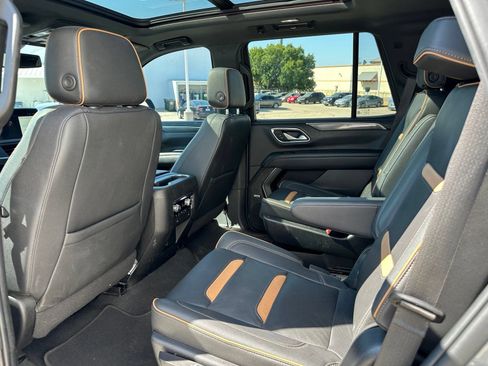 Used 2022 GMC Yukon AT4 AWD/4WD image 14