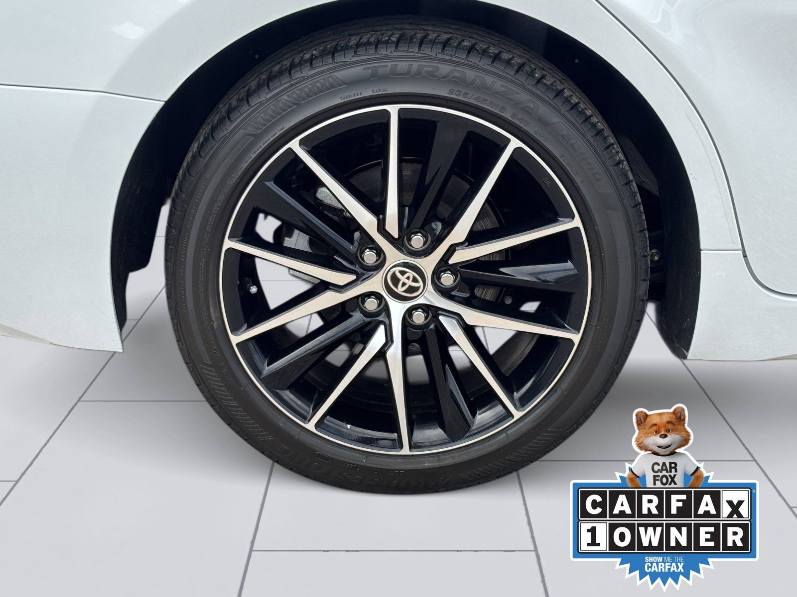 Used 2024 Toyota Camry SE FWD image 9