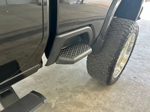 Used 2020 GMC Sierra 2500 Denali w/ Denali Ultimate Package AWD/4WD image 20