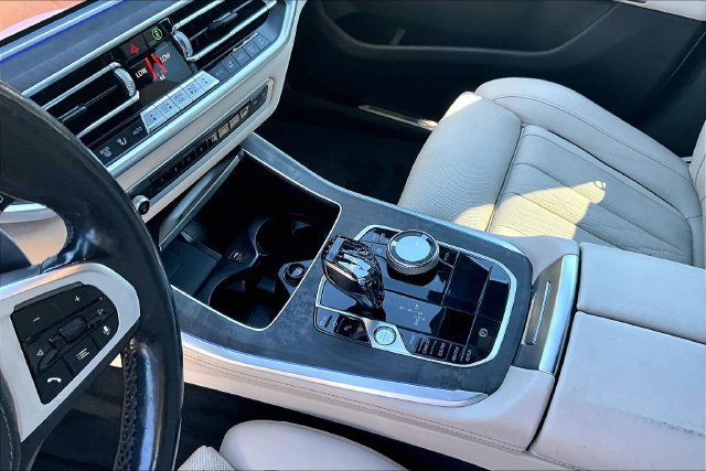 Used 2021 BMW X5 sDrive40i w/ M Sport Package RWD image 12