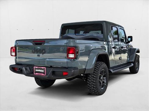 New 2025 Jeep Gladiator Sport image 2