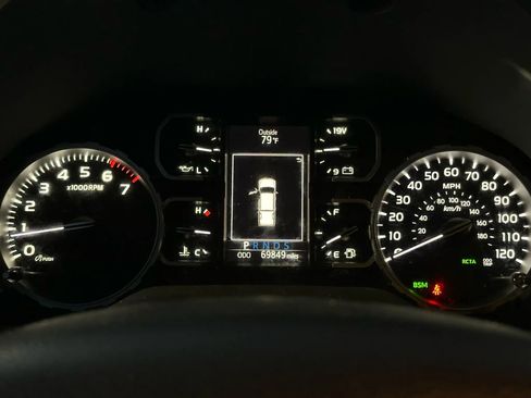 Used 2018 Toyota Tundra Limited image 16