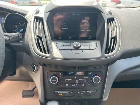 Used 2019 Ford Escape SE FWD image 15