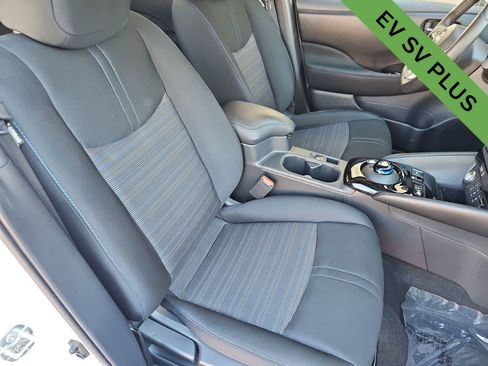 Used 2025 Nissan Leaf SV Plus FWD image 18