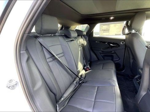 New 2026 Land Rover Range Rover Evoque Dynamic SE image 11