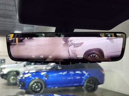Used 2023 Nissan Armada Platinum w/ Captain's Chairs Package RWD image 37