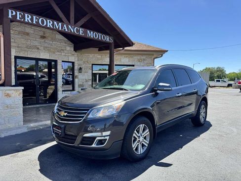 Used 2016 Chevrolet Traverse LT w/ Traveler's Package FWD image 1