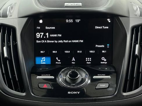 Used 2017 Ford Escape Titanium w/ Canadian Touring Package image 24