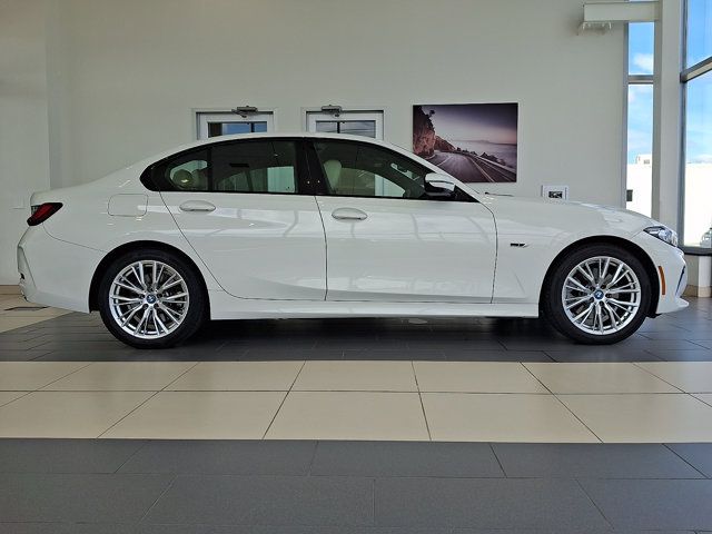 Certified 2023 BMW 330e xDrive w/ Premium Package AWD/4WD image 7