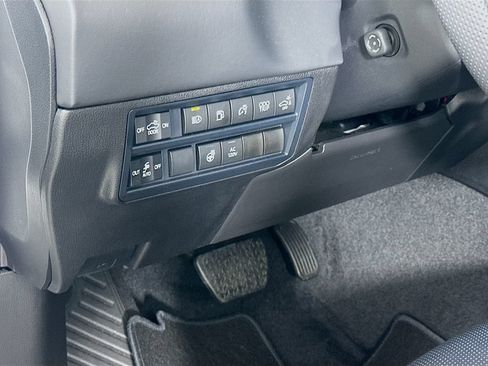 Certified 2025 Toyota Tundra Platinum AWD/4WD image 10