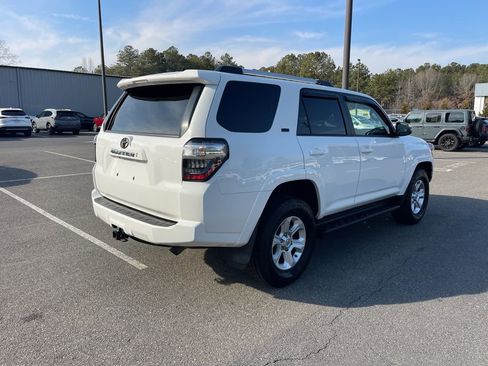 Used 2021 Toyota 4Runner SR5 Premium w/ Moonroof Package image 5