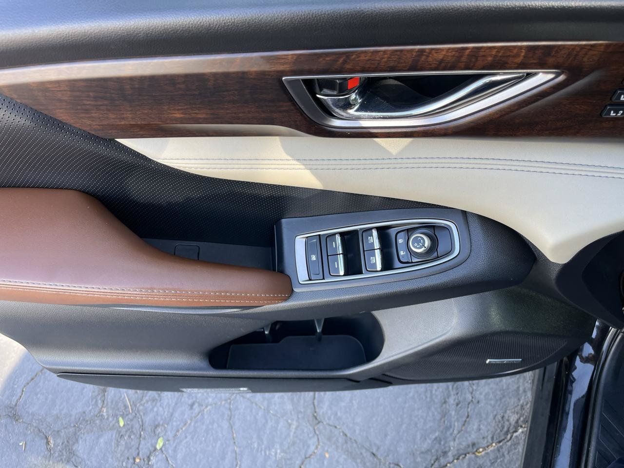 Used 2019 Subaru Ascent Touring w/ Popular Package #3 AWD/4WD image 13