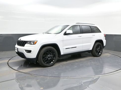 Used 2020 Jeep Grand Cherokee Limited image 1