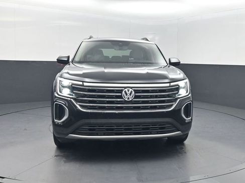 Used 2024 Volkswagen Atlas SE image 39