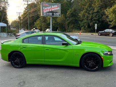 Used 2017 Dodge Charger R/T w/ Navigation & Travel Group