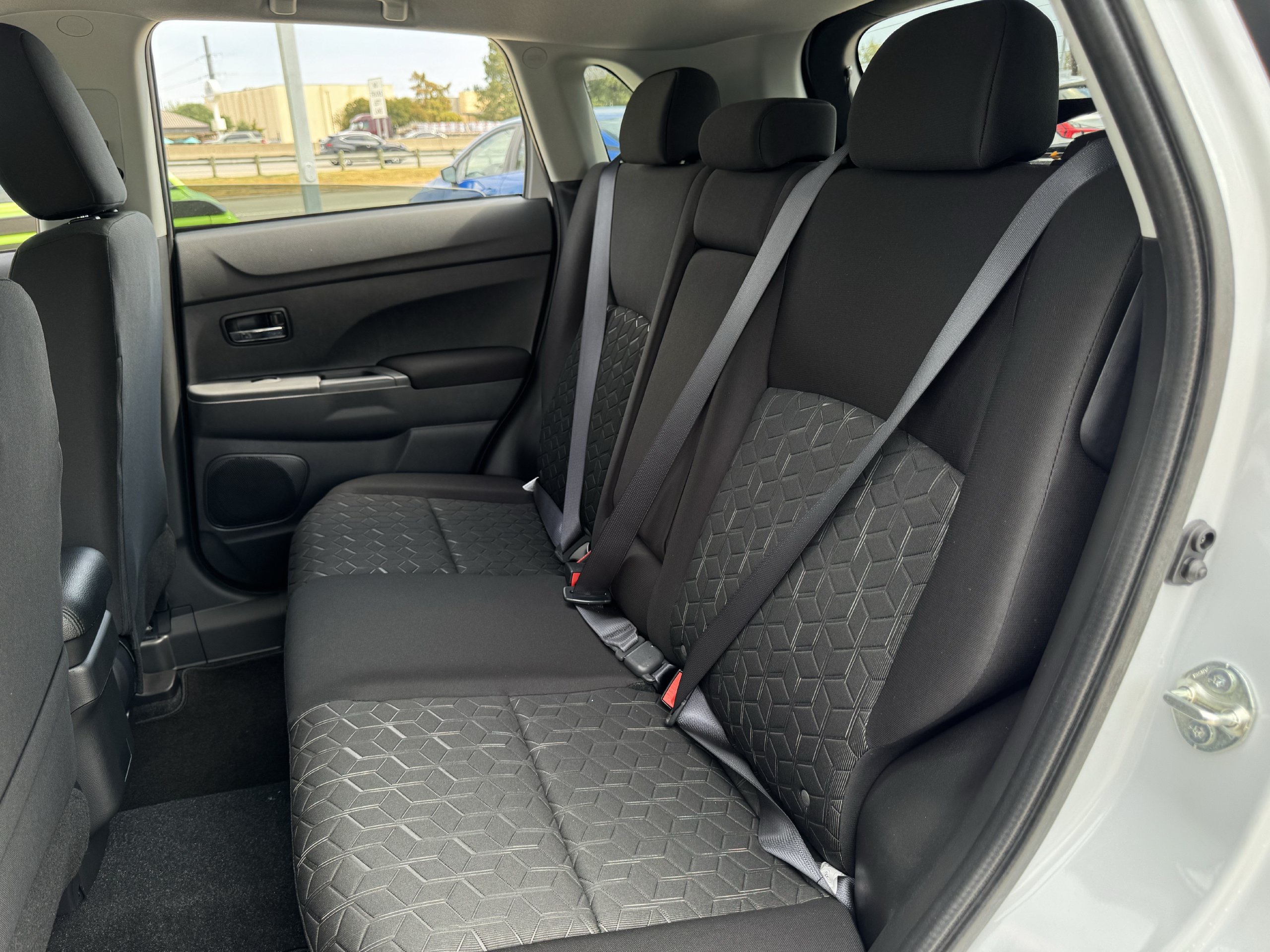 New 2027 Mitsubishi Outlander Sport ES FWD image 21