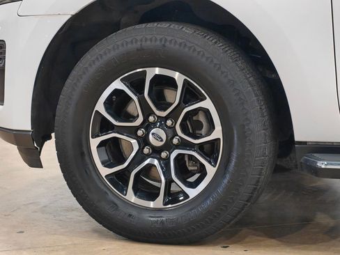 Used 2023 Ford Expedition Max XLT AWD/4WD image 63