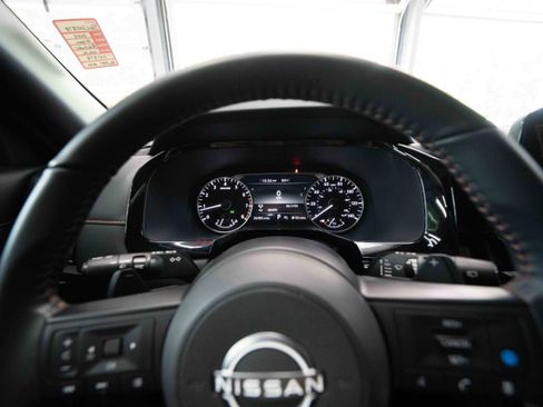 Used 2024 Nissan Pathfinder Rock Creek AWD/4WD image 15