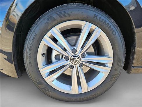 Used 2024 Volkswagen Jetta SE image 20