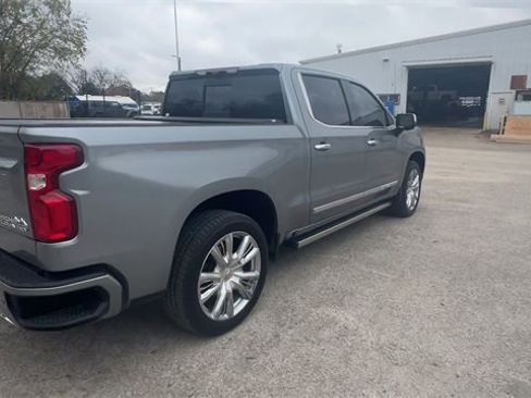 Certified 2025 Chevrolet Silverado 1500 High Country w/ High Country Premium Package image 8