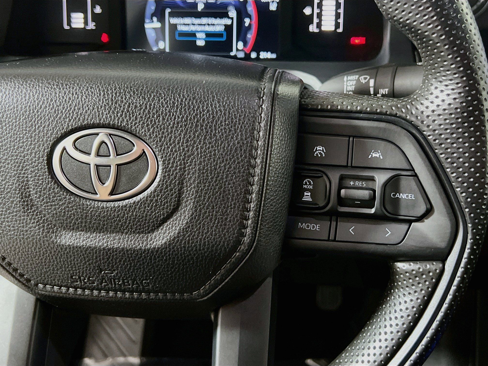 Used 2025 Toyota Tacoma SR5 AWD/4WD image 19