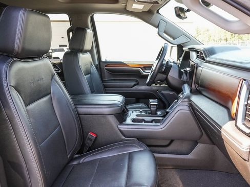 Used 2024 GMC Sierra 1500 Denali AWD/4WD image 21