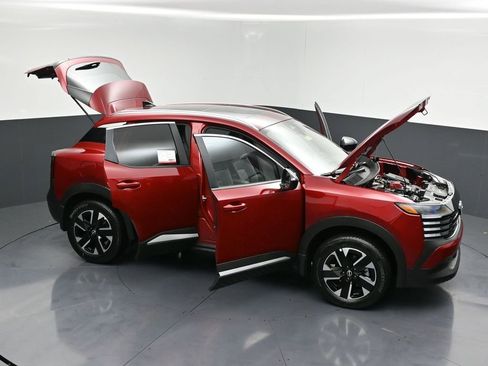 New 2026 Nissan Kicks SV w/ SV Premium Package AWD/4WD image 28