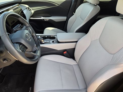 Used 2025 Lexus RX 350 Premium Package image 21