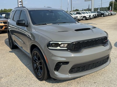 Used 2025 Dodge Durango R/T w/ Blacktop Package AWD/4WD image 3