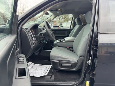 Used 2018 RAM 1500 Express w/ Express Value Package image 10