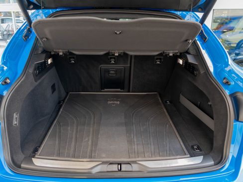 Used 2022 Maserati Levante F Tributo image 47