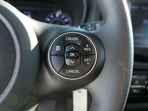 Used 2022 Kia Soul LX image 15