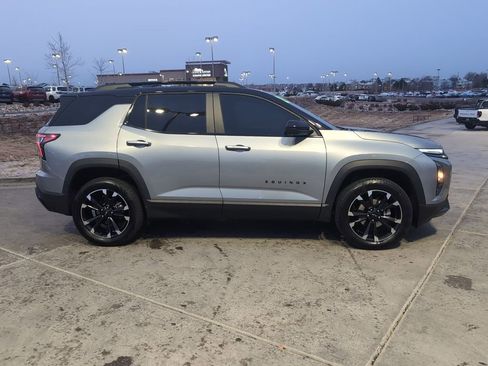 Used 2025 Chevrolet Equinox RS w/ Safety and Technology Package image 10