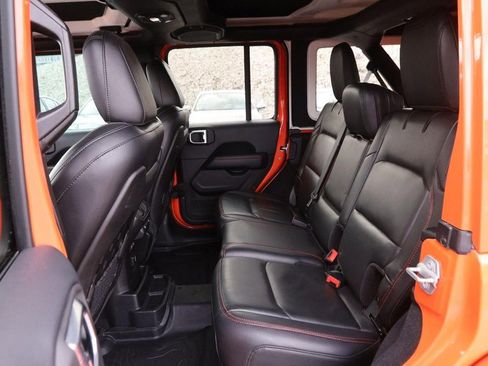 Used 2018 Jeep Wrangler Unlimited Rubicon image 9