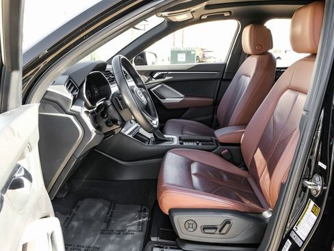 Used 2021 Audi Q3 2.0T Premium Plus w/ Premium Plus Package image 3