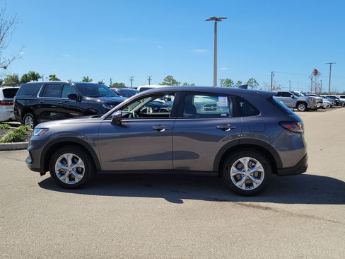 Certified 2025 Honda HR-V LX image 4