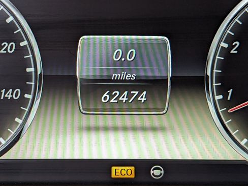 Used 2014 Mercedes-Benz S 550 Sedan image 21