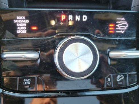 Used 2024 Jeep Grand Cherokee L Summit image 19