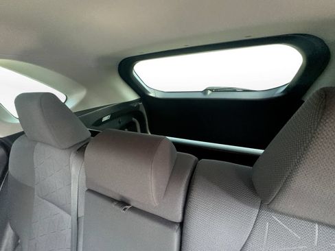 Used 2019 Toyota RAV4 XLE w/ Convenience Package FWD image 27