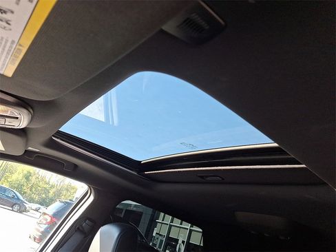 Used 2021 Dodge Durango GT image 14