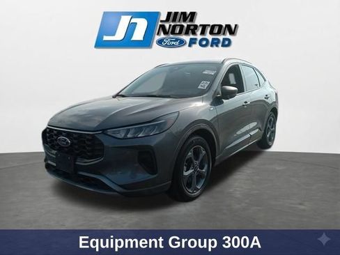 Used 2024 Ford Escape ST-Line w/ Tech Pack #1 FWD image 4
