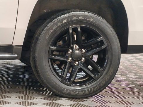 Used 2016 GMC Yukon XL SLE w/ Convenience Package image 52