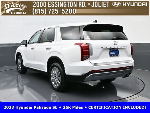 Used 2023 Hyundai Palisade SE image 6